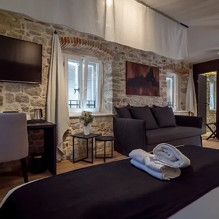 Murum Heritage فندق سبليت